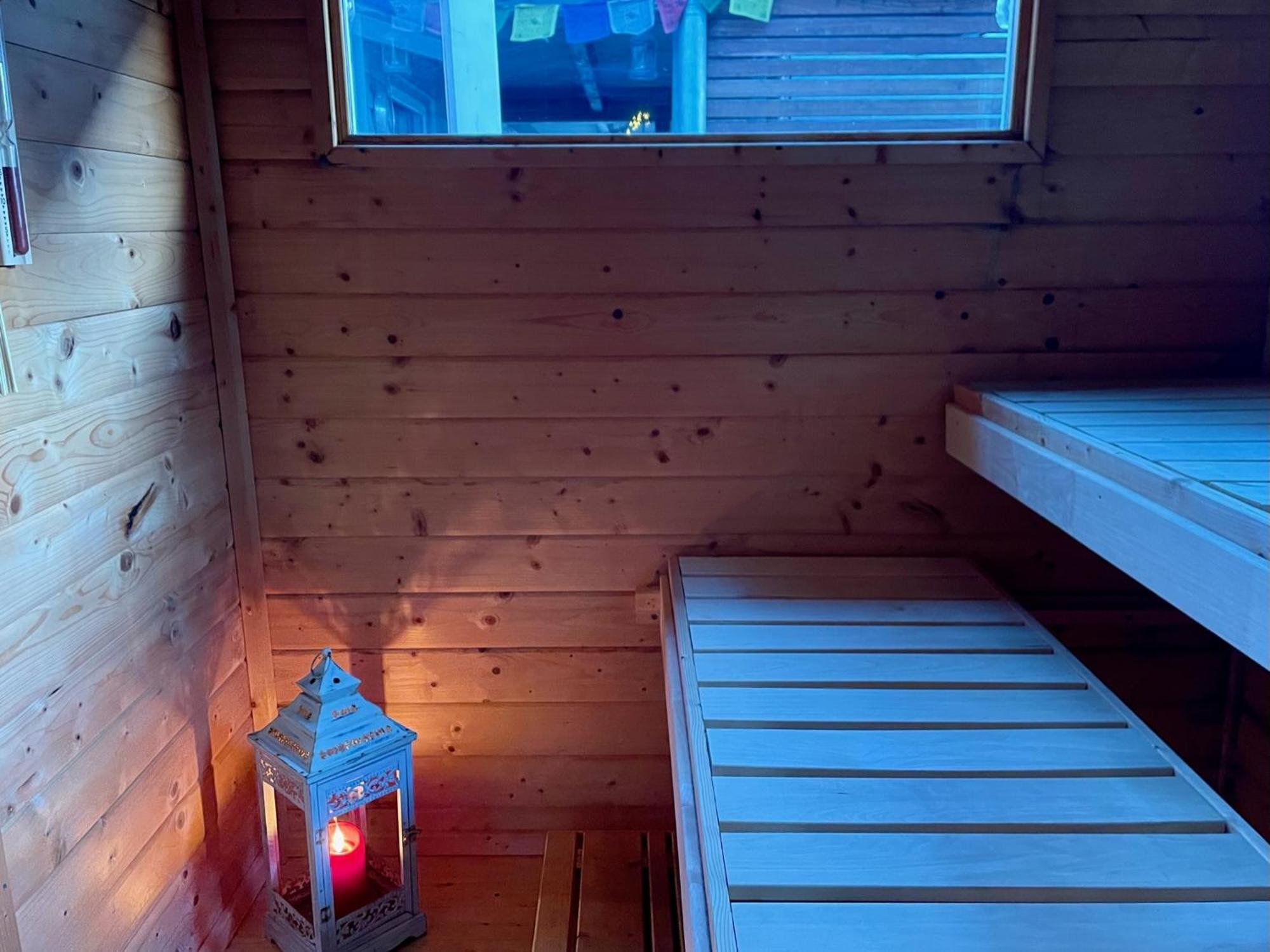 Modernes Holzhaus Im Skandinavischen Stil Mit Sauna, Garten Und 2 Katzen Нордерштедт Экстерьер фото
