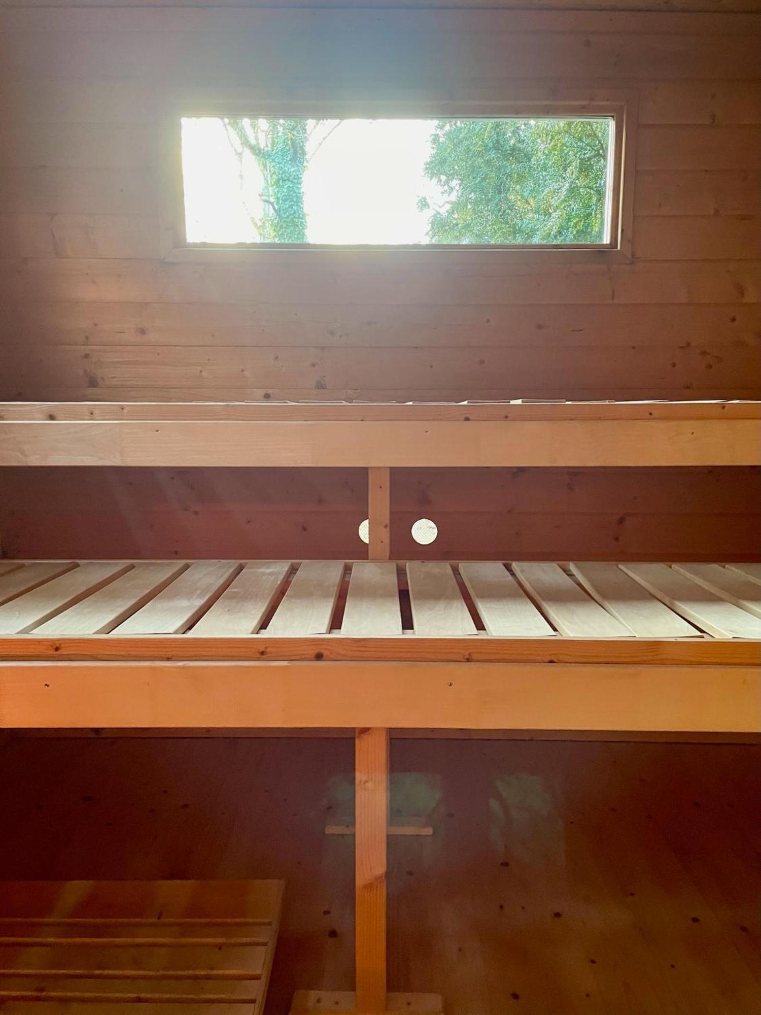 Modernes Holzhaus Im Skandinavischen Stil Mit Sauna, Garten Und 2 Katzen Нордерштедт Экстерьер фото